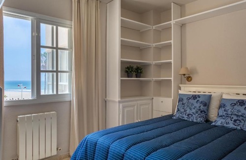 Cádiz Apartamento | BLUE Atlantic Family Home by Cadiz4Rentals