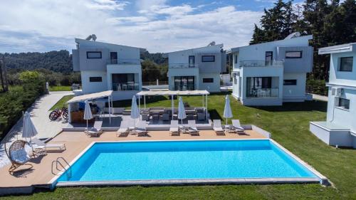 Paliouri Apartamento | Blue Avenue