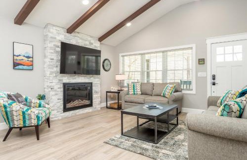 Swannanoa Casa | Blue Bamboo Escape