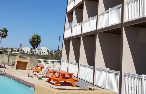 South Padre Island Hotel | Blue Bay Inn & Suites