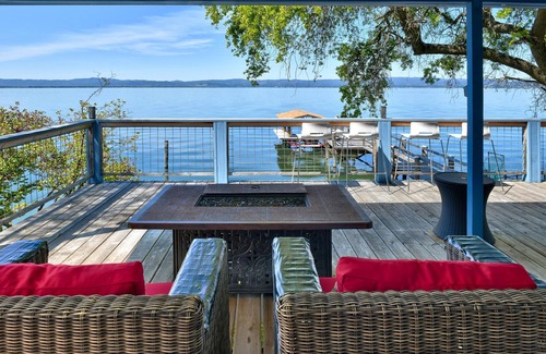 Lucerne Casa | Blue Bayou- Angler's Paradise with boat lift! A lakefront Paradise!