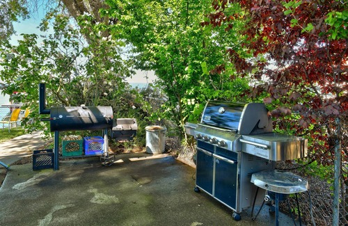 Lucerne Casa | Blue Bayou- Angler's Paradise with boat lift! A lakefront Paradise!