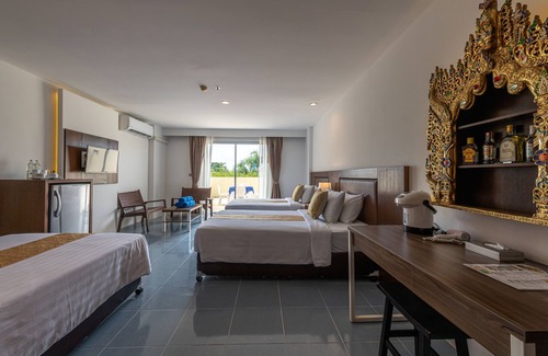 Rawai Hotel | Blue Beach Grand Resort and Spa