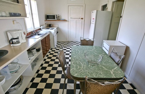 Bermagui Casa | CASA DE PLAYA AZUL DE BERMI: 10 Barragoot Street- Se aceptan mascotas en la casa