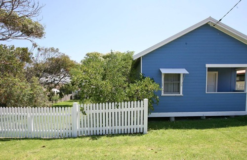 Bermagui Casa | CASA DE PLAYA AZUL DE BERMI: 10 Barragoot Street- Se aceptan mascotas en la casa