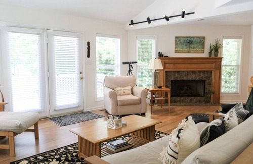 Centre Casa | Blue Bird Haven On Weiss Lake