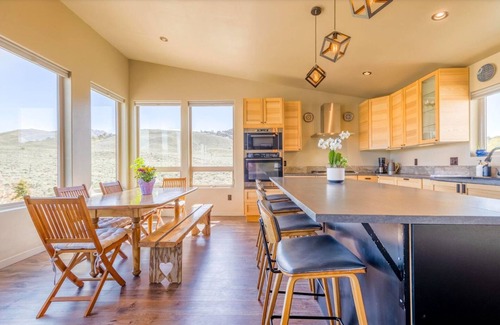 Gunnison Casa | Blue Bird Meadow- Mountain Modern Home