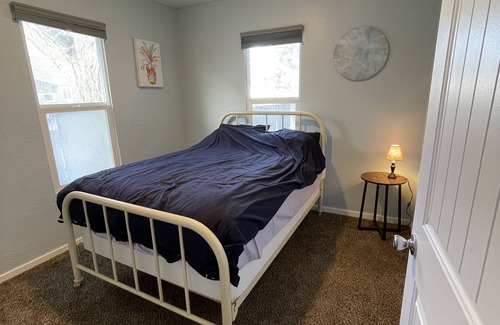 Pocatello Casa | Blue Bungalow Cozy and convent