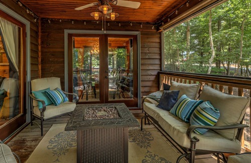 Mineral Bluff Cabina | Blue Chalet by Escape to Blue Ridge