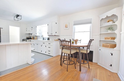 East Setauket Casa | Blue Cottage East Setauket