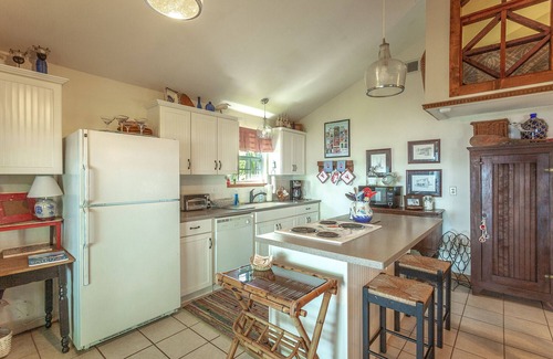 Carrabelle Casa | Blue Crab Shack 2BR/2BA w/ Loft Area and dock!