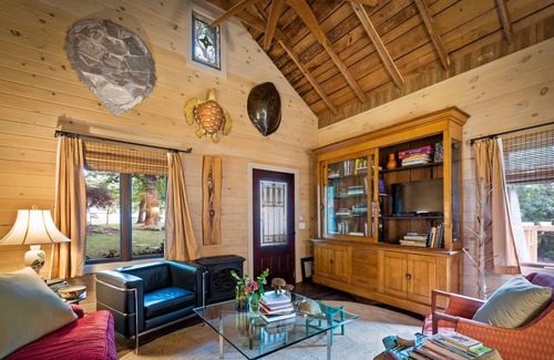 Mentone Cabaña | Blue Crest Cottage-steps to downtown Mentone