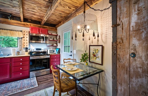 Mentone Cabaña | Blue Crest Cottage-steps to downtown Mentone