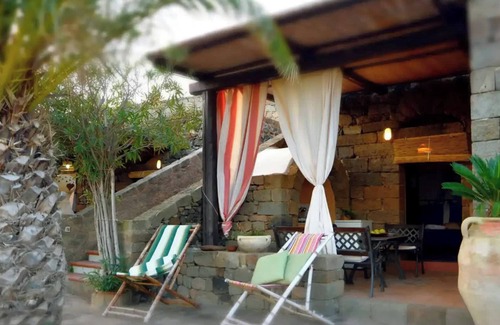 Pantelleria Casa | Blue Dammuso