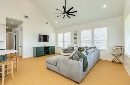 Freeport Casa | Blue Daze - Ocean View - Pet & Family Friendly