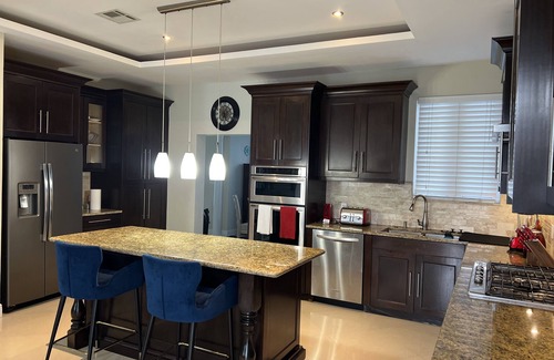 Nassau Casa | Blue Diamond Luxury Estate, Your Tranquil Oasis in The Bahamas!