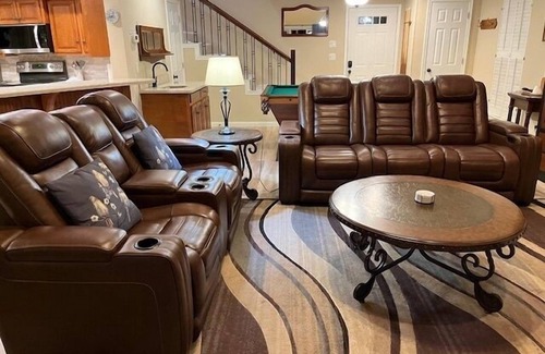 Canyon Lake Condominio | Blue Diamond Retreat by RedAwning