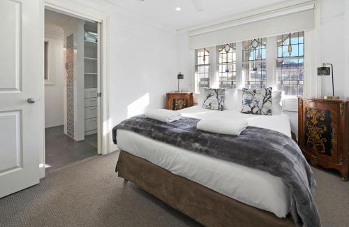 Orange Apartamento | Blue Door Apartment 2 - CBD, Heritage, Ideal for Work