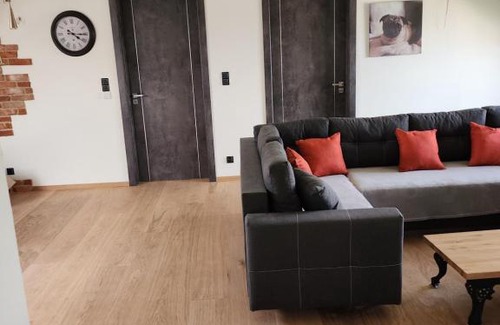 Augustow Apartamento | Blue Door Apartment Loft