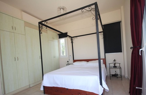 Aglantzia Villa | Blue Door villa with large 10 x 6 pool
