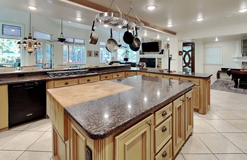 Ruidoso Casa | Blue Duck Lodge | Pet-Friendly, Fun Amenities