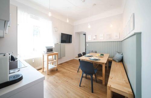 Geidorf Apartamento | Blue flat by GrazRentals best location & free parking