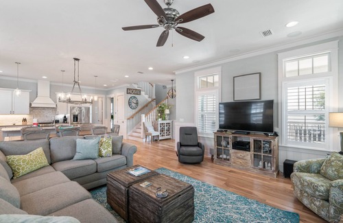Dune Allen Beach Casa | Blue Grouper – Steps to the Beach with Private Pool