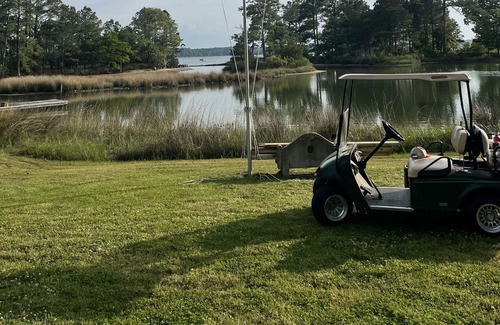 Deltaville Casa | Blue Heron House: Renovado Waterfront!