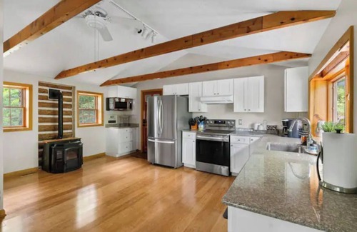 Valley Lee Casa | Blue Heron Retreat on the Water