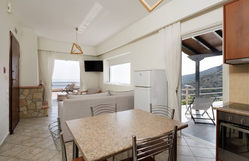 Astros Casa | Blue Horizon Suites