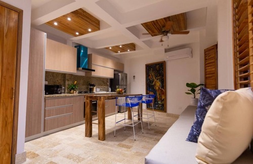 Castillogrande Casa | Blue House Castillo View Private Jacuzzi