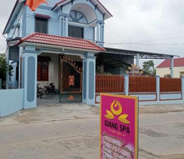 Le Thuy Casa | Blue House Tan Ha