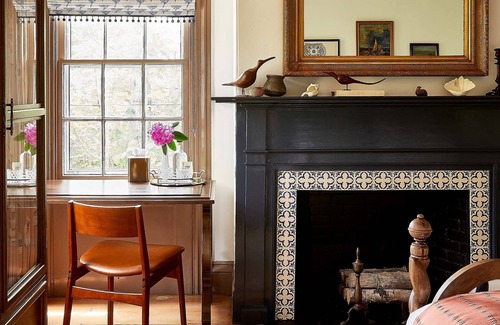 Nantucket Town Hotel | Blue Iris