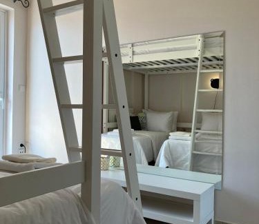 Aigio Apartamento | Blue Jasmine