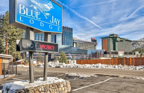 Lakeside Park Hotel | Blue Jay Lodge