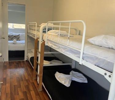 Bateau Bay Complejo | Blue Lagoon Beach Resort