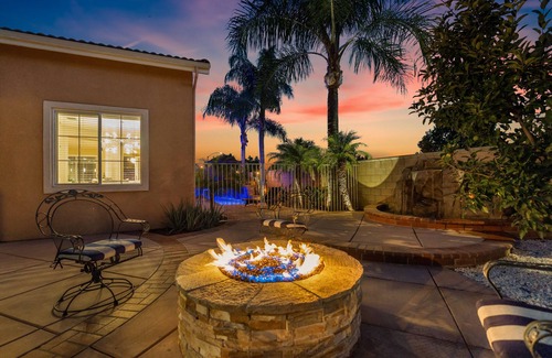 Temecula Casa | Blue Lagoon Oasis - Pool - Firepit - Close to Wineries