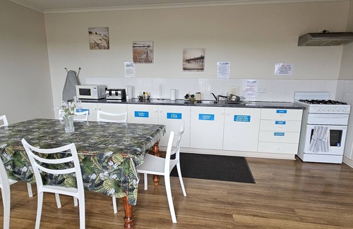 Mount Gambier Hotel | Blue Lake Motel