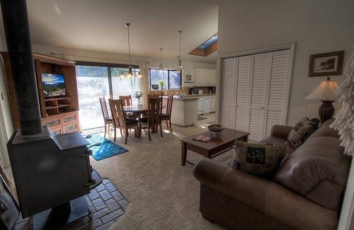 Incline Village Casa | Blue Laulea 2 Bedroom Home by RedAwning
