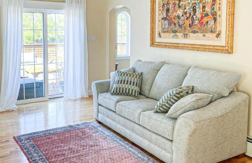 Belfast Casa | Blue Loon - Whole House