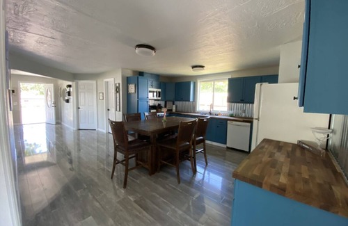 Elgin Casa | Blue Mountain Retreat
