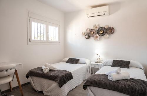 Almeria Casa | Blue Nest I Private Pool I BBQ I AC I Terrace