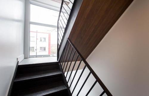 Little Italy Apartamento | Blue Oasis Studio with Full Kitchen and Bath by Den Stays