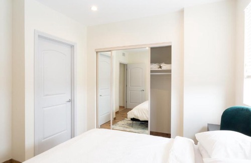 East Hollywood Apartamento | Blue Palm Hollywood Hills 3 Bedroom Penthouse