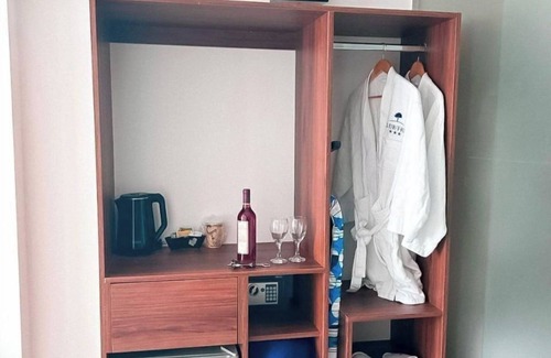 Chancay Apartamento | Blue Three - Suite con jacuzzi vista al jardin