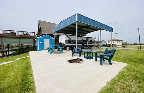 Cedar Lane Apartamento | Blue Pelican and Seaside Shack