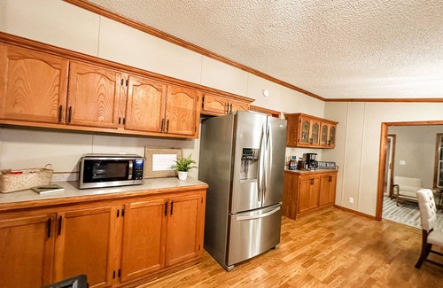 Farwell Casa | Blue Ribbon Cabin-Pet Friendly!
