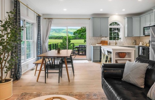 Afton Casa | Blue Ridge Beau, Lost In The View