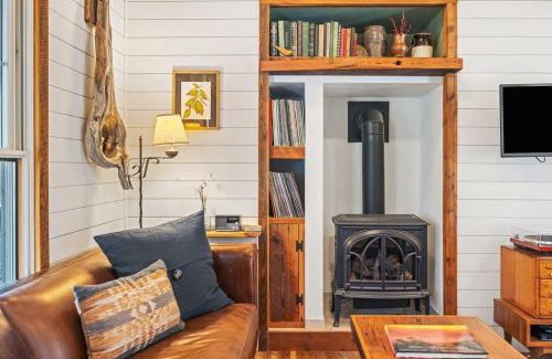 Clifford Casa | Blue Ridge Beech Cabin - Family Home