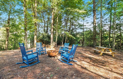 Laurel Springs Cabina | Blue Ridge Parkway / Off-Grid Cabin / Glamping / Hummingbird Hideaway
